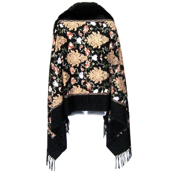 Jessica McClintock Accessories - JESSICA McCLINTOCK ⚜ WOMEN'S BLACK FASHION WINTER FUR SHAWL